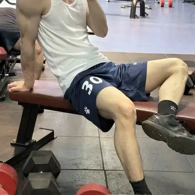 程翔诗